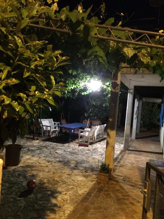 Apartments Ivas Zambratija  Dış mekan fotoğraf